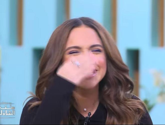مفاجأة وصدمة لحظة ظهور العريس.. خطوبة الفنانة رنا رئيس على الهواء شاهد