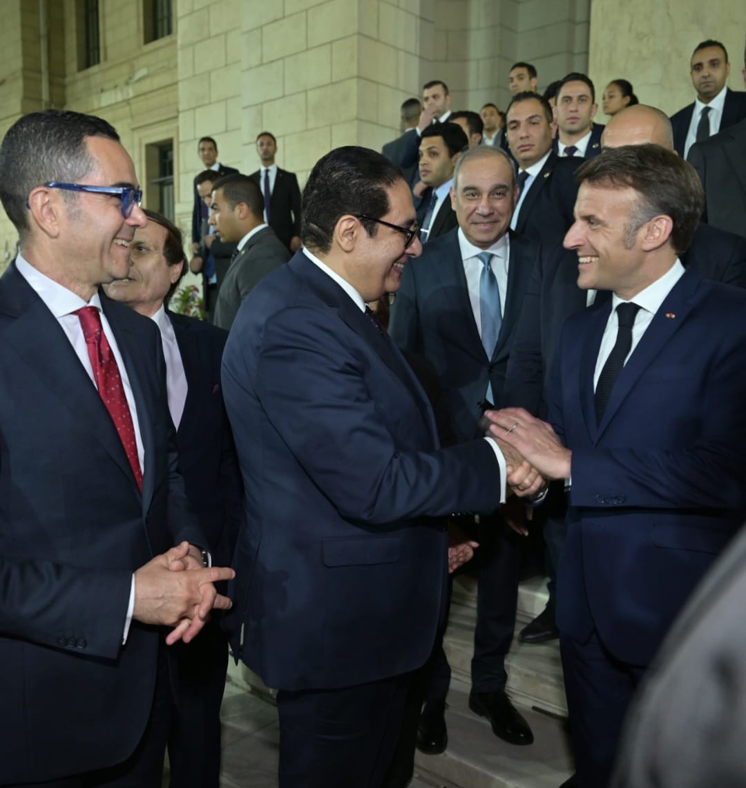 الرئيس الفرنسي في جامعة القاهرة