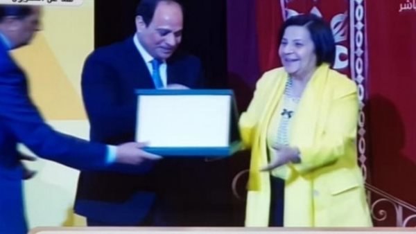 لولا زقلمة : الرئيس إنتصر للمرأة المصرية وأتاح لها فرصة حقيقية لتثبت جدارتها وقدراتها