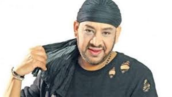 مطربة جزائرية تتهم عصام كاريكا بالتحرش والنصب..وكاريكا يرد