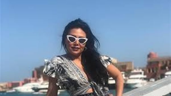 رانيا يوسف تطلق مسابقة في رمضان والجائزة رحلتين لشرم الشيخ(فيديو)