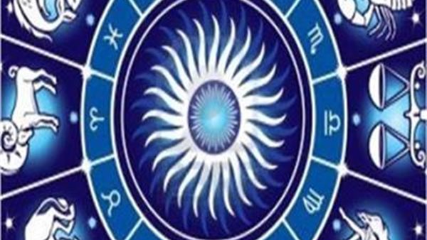 حظك اليوم وتوقعات جميع الأبراج الفلكية الأحد 5 مايو 2019 في الحب والزواج والعمل والصحة والحياة الشخصية للرجل والمرأة
