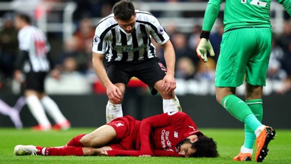 ليفربول يهزم نيوكاسل بصعوبة..صلاح يسجل ويتعرض لإصابة خطيرة(فيديو)