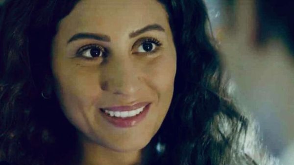 تامر حبيب ومي كساب ورواد وسائل التواصل الاجتماعي يشيدون بزي الشمس (صور)