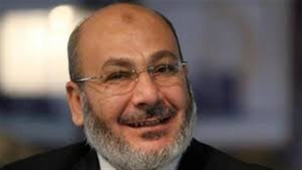 القارئ صلاح الجمل: رفضت دعوة الإخوان لأصلي بأتباعهم ومكالمة صفوت حجازي لم تروق لي(فيديو)