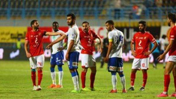 أحمد موسى يعلق على مباراة الأهلي وسموحة: «الحكم ظلمنا وكان لينا 11 دقيقة مش 7»(فيديو)