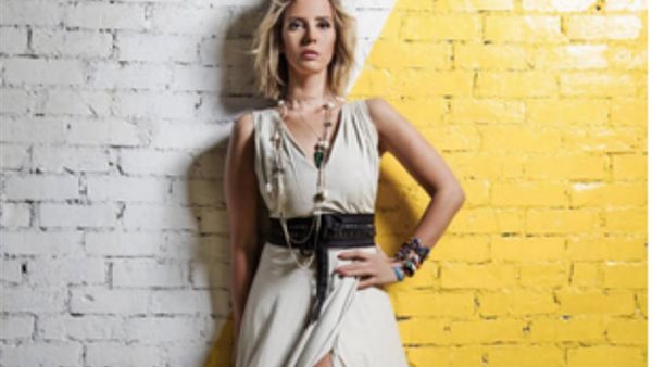 إيمان العاصي لرشا الخطيب: أنا أهلاوية وبحب الدراما التركية 