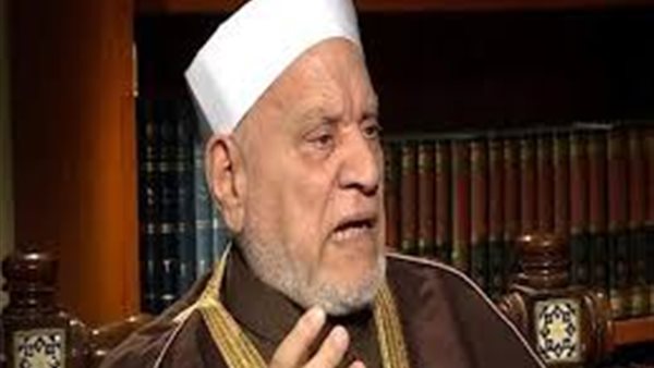 أحمد عمر هاشم: الرسول هو من أطلق على أبي هريرة كنيته لشدة رفقة بالحيوانات(فيديو)