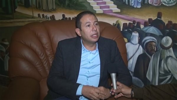 حسن عمار: «المصري يعاني من أزمة مالية.. وبعتذر للعمال اللي مقبضوش» (فيديو)