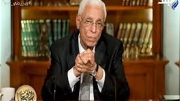 الدكتور حسام موافى يروي قصة فصله من المدرسة» (فيديو)