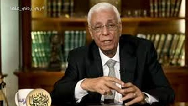 حسام موافي: معظم الأمراض تتسبب في زيادة سرعة ترسيب الدم (فيديو)
