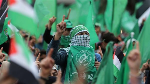 خلافات داخلية في حماس حول كيفية تقسيم الموارد الحركية بين غزة والضفة الغربية 