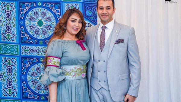 رشا الخطيب تتألق بفستان لافت للنظر في حفل إفطار..وتكشف عن عمل درامي جديد 