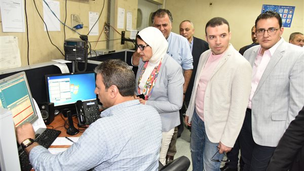 فى إطار متابعة تنفيذ خطة التأمين الطبي لاحتفالات العيد.. وزيرة الصحة تتفقد هيئة الإسعاف وتوجه بتقليل زمن الاستجابة للمواطنين