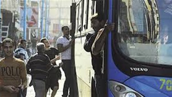 النقل العام: ننقل مليون ونصف مواطن يوميا.. و120 أتوبيسًا بـ«الغاز الطبيعي» يدخلون الخدمة (فيديو)