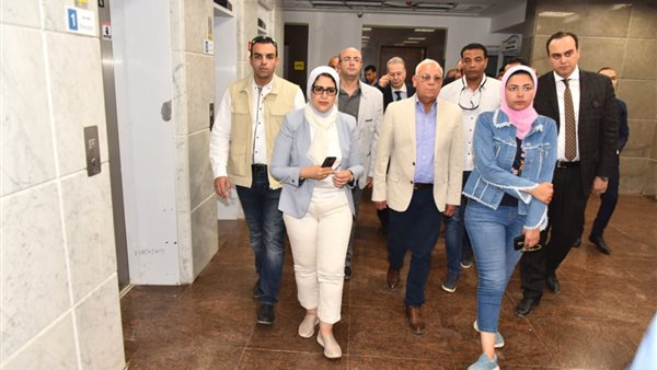وزيرة الصحة تتفقد التجهيزات الجارية بمستشفيي 