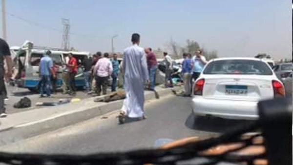 حادث الاوتوستراد ..الصحة: وفاة 14 مواطنا وإصابة 10 آخرين في حادث حلوان