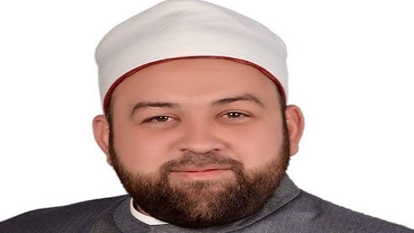 يسري عزام يكشف أسباب نزول سورة الحجرات (فيديو) 