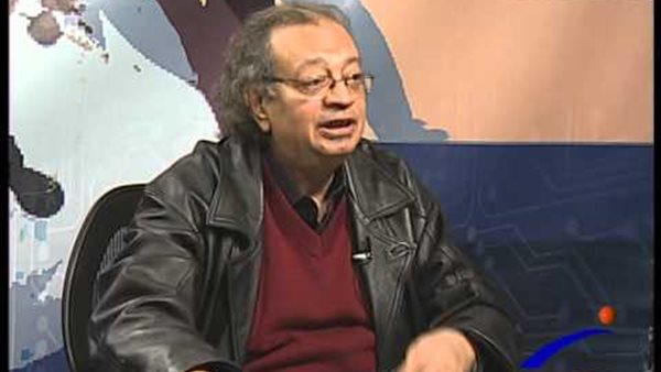 طلعت عبد الحميد لنيفين منصور: طريقة التعليم الحالية تقتل الإبداع (فيديو)