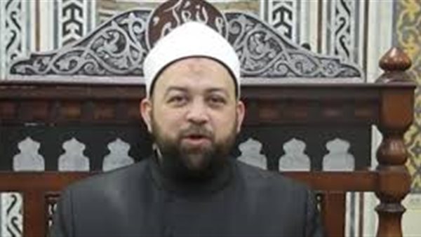 يسري عزام يروي قصص تهذب الصحابة في معاملة النبي (فيديو) 