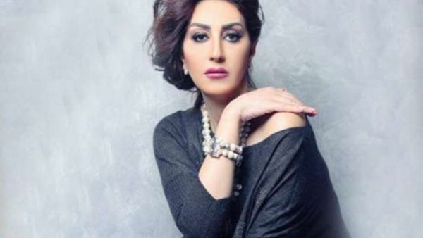 وفاء عامر على 