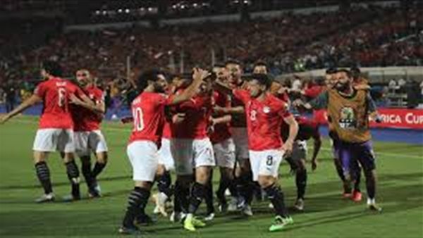 اسامة كمال يهنيء منتخب مصر بعد فوزه على زيمبابوي بهدف في افتتاح امم افريقيا