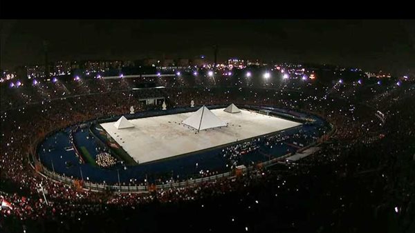 تعليق قوي من عزة مصطفى على حفل افتتاح بطولة أمم إفريقيا: «الرسالة وصلت» (فيديو)