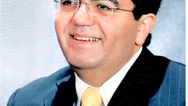 الخبير الدولى حاتم صادق: مصر تمتلك جميع المقومات للمشاركة بقوة في إعادة اعمار ليبيا والعراق