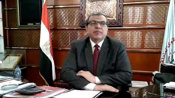 وزير القوى العامله يستجيب لاسامة كمال علي الهواء