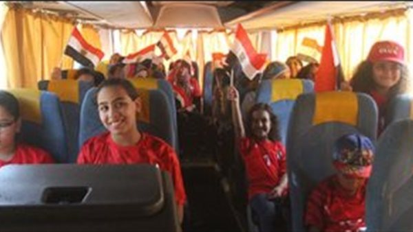  أحمد موسى يشكر السيسي على دعوته أسر الشهداء لحضور مباراة مصر وجنوب إفريقيا (فيديو)