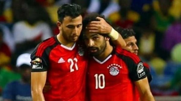 حسن المستكاوي: «لاعبو المنتخب كانوا بيتفرجوا على صلاح وتريزيجيه في الهجمات المرتدة» (فيديو)