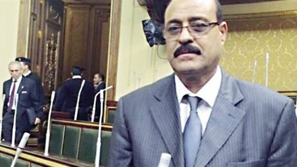 تعليق قوي من أحمد موسي علي رفع الحصانة عن برلماني بتهمة الرشوة (فيديو)