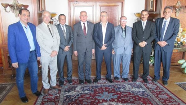 تفاصيل اجتماع وزير الري بجمعية 