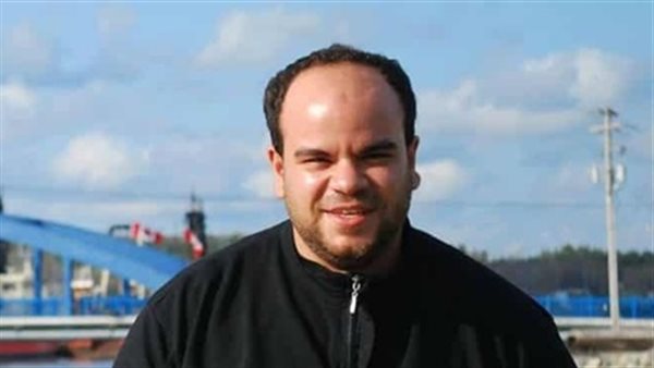 محمد عبد الرحمن: وأنا صغير كنت تخين وقمر وشعري كان طويل وناعم