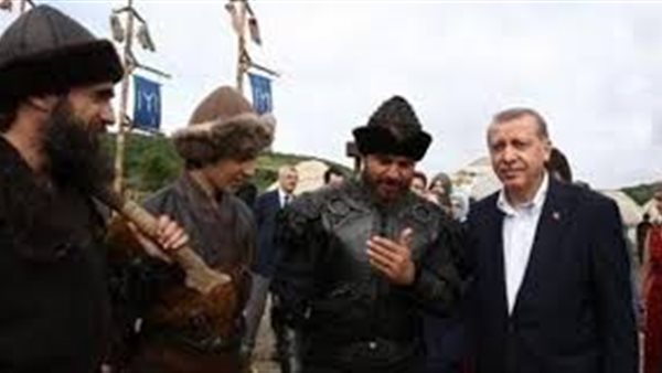 ناقد فني: « مسلسل أرطغرل يعرض فكر الإخوان.. ويزيف التاريخ» (فيديو)