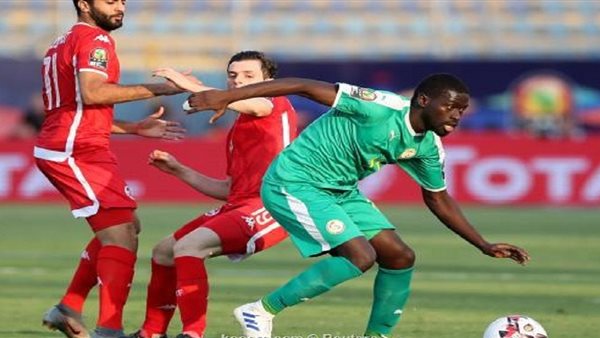 صحفي تونسي: «الحكم ذبح نسور قرطاج.. والفار وجه لصالح السنغال» (فيديو)