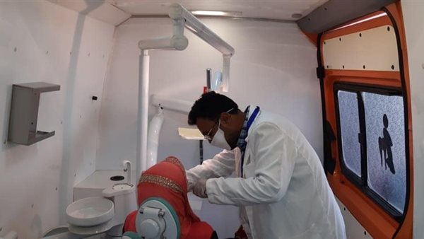 بقيادة هناء سرور..الكشف على 1716 مريض فى جميع التخصصات بقافلة الصحة فى جنوب الجيزة (صور)