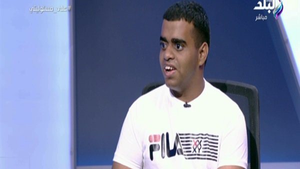 الأول على الثانوية العامة مكفوفين: أغلقت الفيس بوك للتركيز في المذاكرة (فيديو)