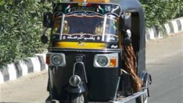 «فيش وتشبيه وتحليل مخدرات».. سائق توك توك يكشف شروط الانضمام لشركة «حالا» (فيديو)