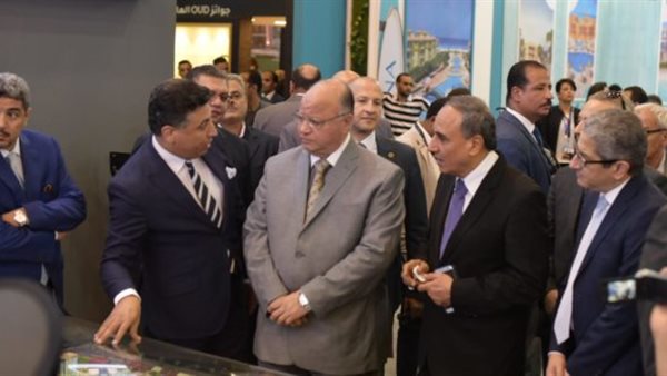 محافظ القاهرة يفتتح معرض الأهرام 
