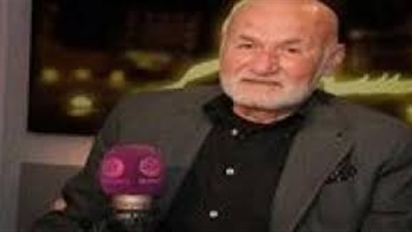 فتحي إمبابي: دراستي للهندسة ساعدني في كتابة الروايات (فيديو)