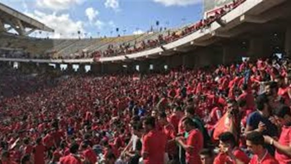 أحمد موسى يطالب بعودة الجماهير للمدرجات في الموسم المقبل (فيديو)