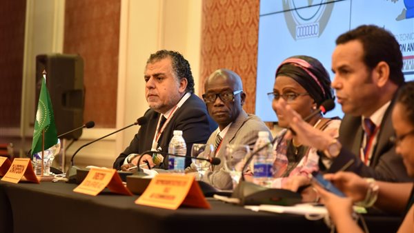 اختيار مصر ممثلة عن منطقة شمال افريقيا في الاجتماع الثالث للجنة الفنية المتخصصة للصحة و السكان و مكافحة المخدرات لمدة عامين (صور)