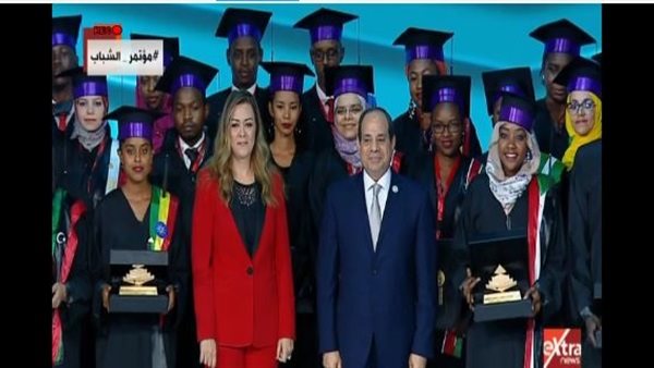 إحدى خريجات البرنامج الرئاسى تكشف تفاصيل عمل مبادرة 