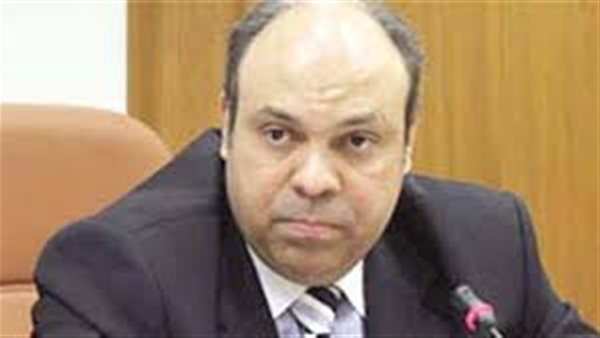 رئيس سلطة الطيران المدني يكشف تفاصيل زيادات رسوم المسافرين (فيديو)