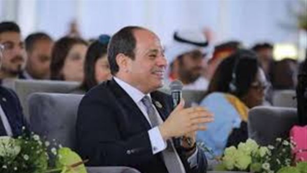 مصطفى بكري: السيسي يتقبل النقد ولا يبحث عن شعبية زائفة (فيديو) 