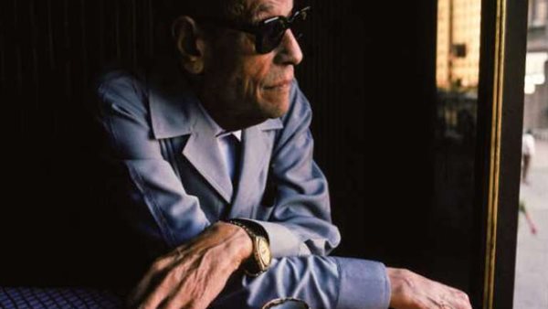 دار الشروق تكشف حقيقة تغيير اسم رواية عبث الأقدار للأديب العالمي نجيب محفوظ