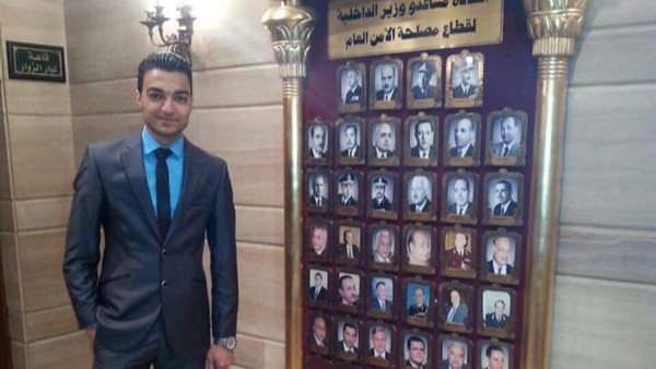 الاعلامي وليد سلام يهنئ النقيب اسلام شوق لترقيته معاونا لمباحث الشيخ زايد 