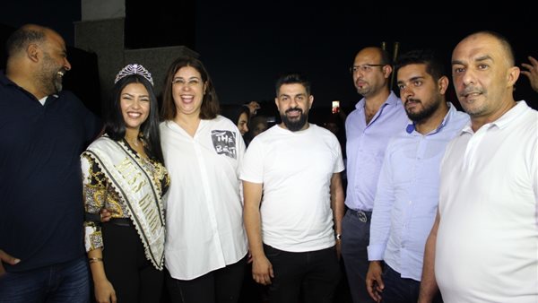 خبير الشعر العالمي أحمد سليمان يفتتح مركزا للتجميل بالجديدة (صور)