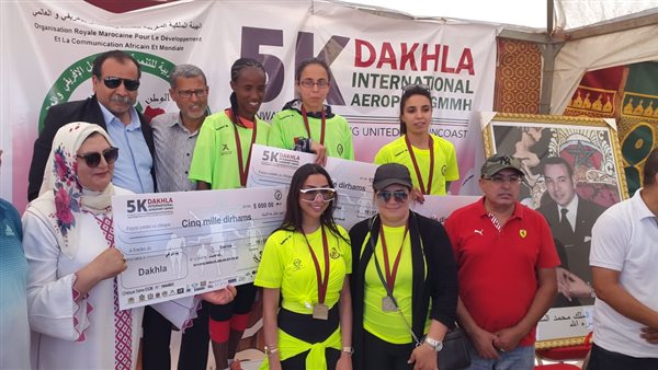 الداخلة : الهيئة الملكية للتنمية و التواصل الإفريقي والعالمي تحتفي بعيد العرش المجيد(صور)